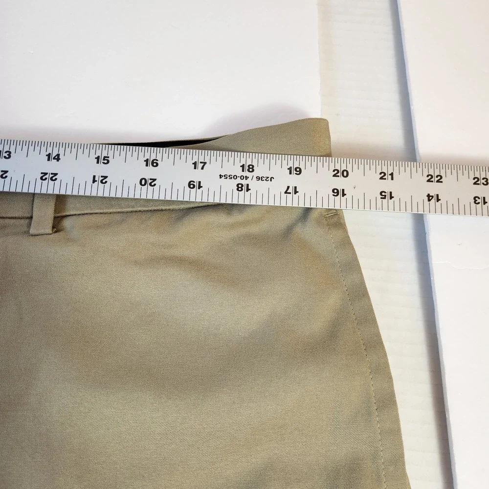Nike Dri Fit Flex Shorts‎ Mens Size 40 Beige Standard Fit Golf Casual Preppy